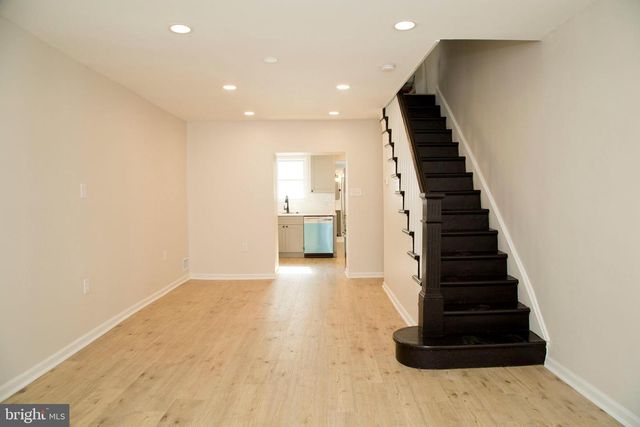 1229 S WARNOCK ST, Philadelphia, PA 19147