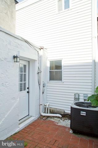 1229 S WARNOCK ST, Philadelphia, PA 19147