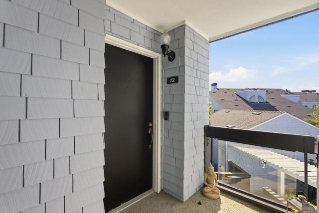 72 Cape Hatteras Court, Redwood City, CA 94065