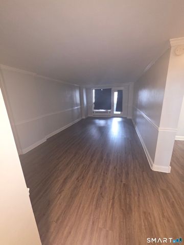 91 Strawberry Hill Avenue 128, Stamford, CT 06902