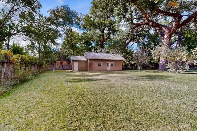 160 Andrews Lane, Corrales, NM 87048