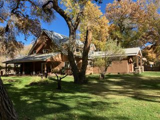 160 Andrews Lane, Corrales, NM 87048