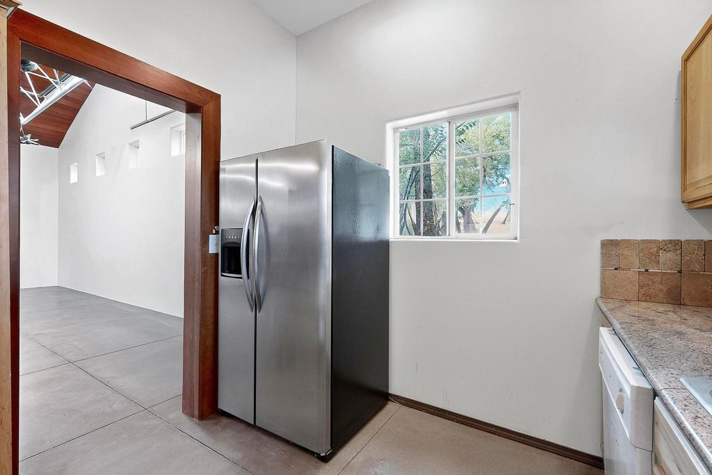 Image 43 of property listing at 160 Andrews Lane, Corrales, NM 87048