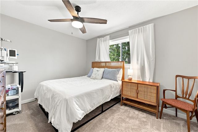 2222 W Perry Road, Rogers, AR 72758