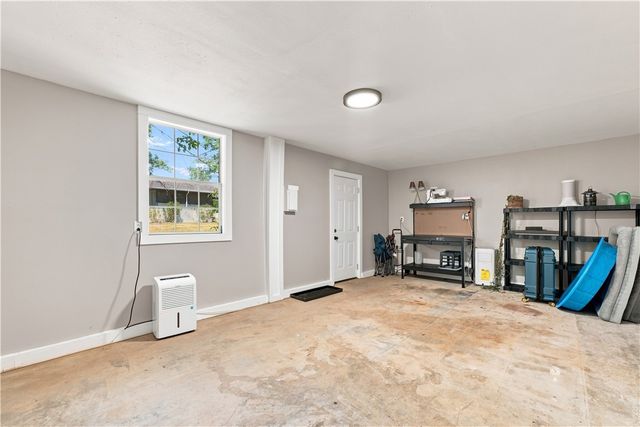 2222 W Perry Road, Rogers, AR 72758