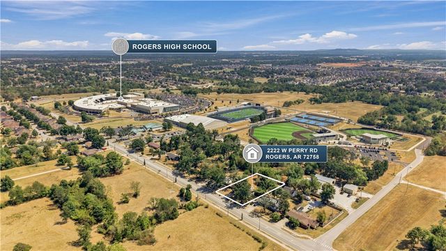 2222 W Perry Road, Rogers, AR 72758