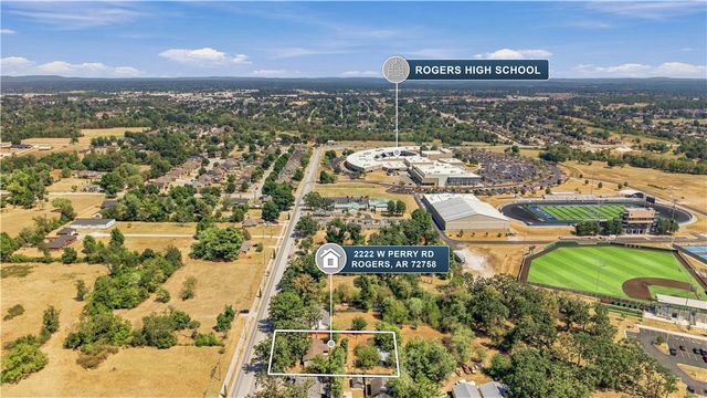 2222 W Perry Road, Rogers, AR 72758