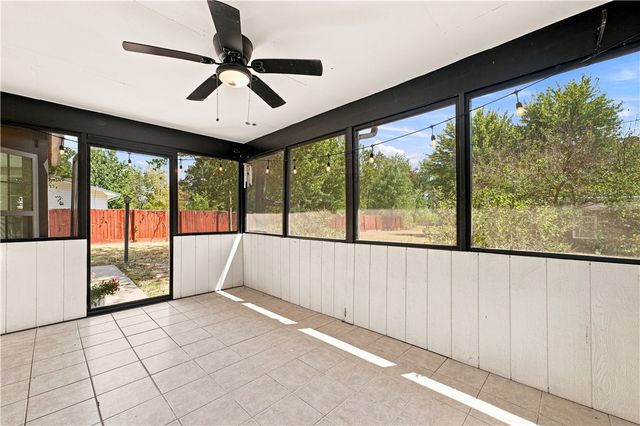 2222 W Perry Road, Rogers, AR 72758