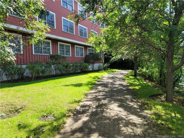 1 Daskams Lane 1B, Norwalk, CT 06851