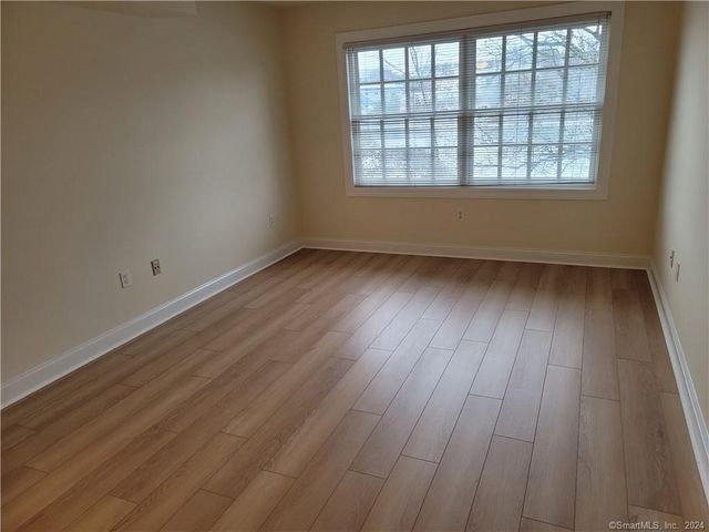 1 Daskams Lane 1B, Norwalk, CT 06851