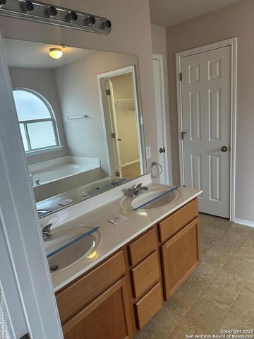 2511 Fayette, New Braunfels, TX 78130