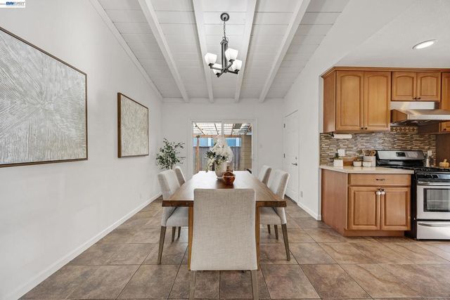 16066 Via Walter, San Lorenzo, CA 94580