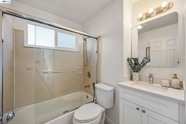 16066 Via Walter, San Lorenzo, CA 94580