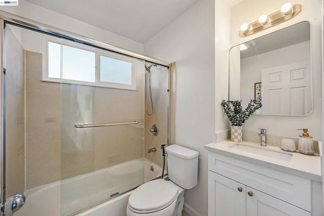 16066 Via Walter, San Lorenzo, CA 94580