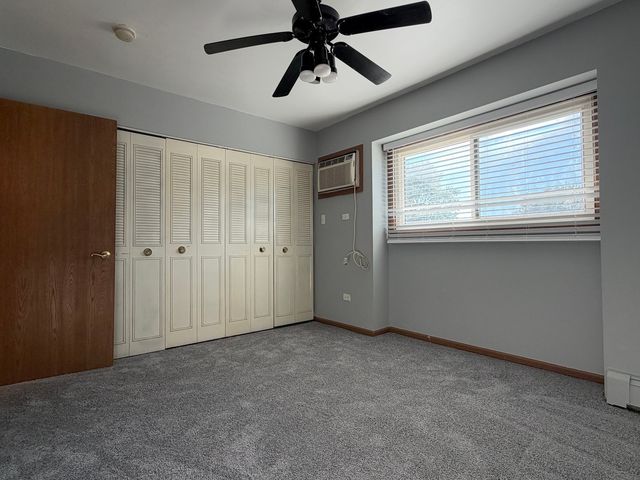 6440 Pamela Lane 9, Chicago Ridge, IL 60415