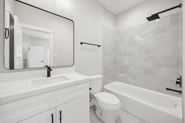 719 Thornton Road E, Houston, TX 77018