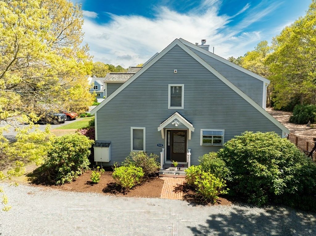 131 Shellback 131T, Mashpee, MA 02649