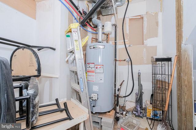 943 JENNIFER LANE, Manahawkin, NJ 08050