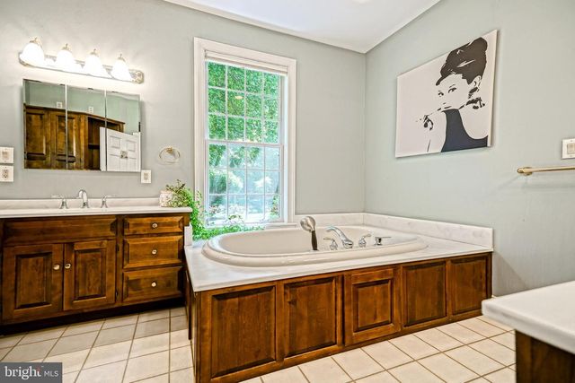 6 BLUE HERON DR, Georgetown, DE 19947