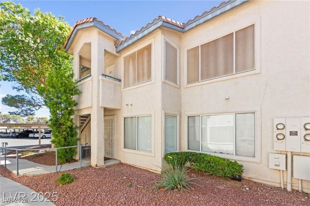 Image 6 of property listing at 3152 Tarpon Drive 203, Las Vegas, NV 89120