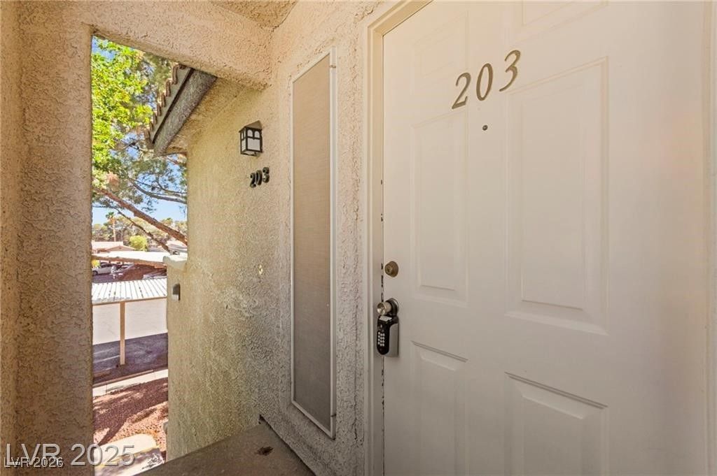 Image 7 of property listing at 3152 Tarpon Drive 203, Las Vegas, NV 89120