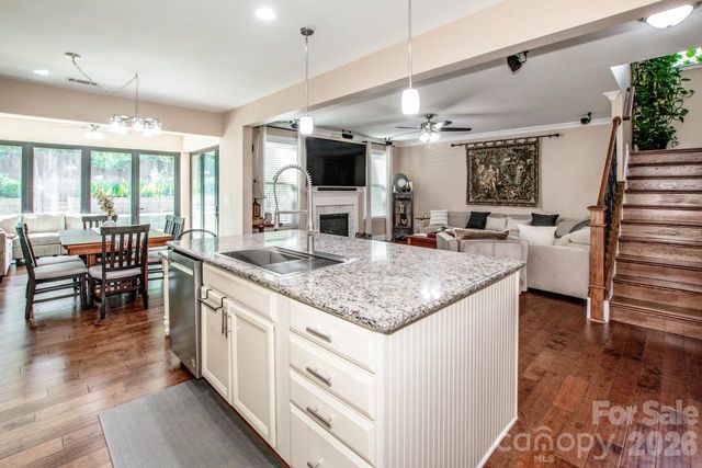 158 Eagles Landing Drive, Mooresville, NC 28117