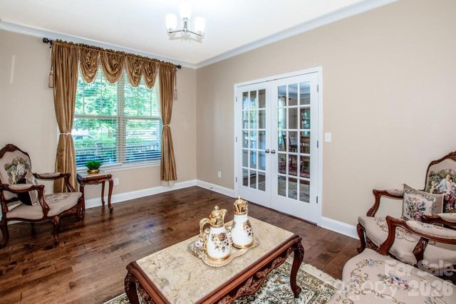 158 Eagles Landing Drive, Mooresville, NC 28117