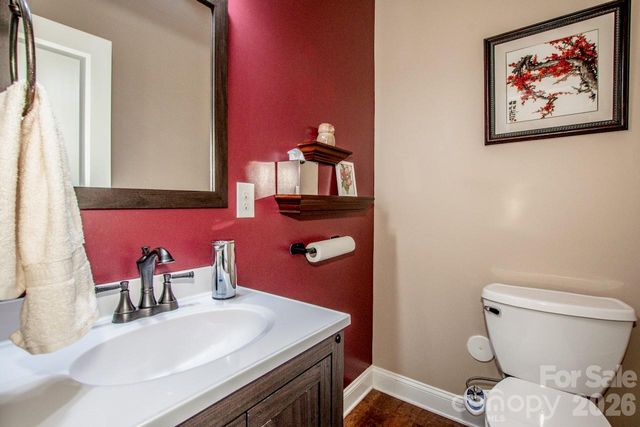 158 Eagles Landing Drive, Mooresville, NC 28117