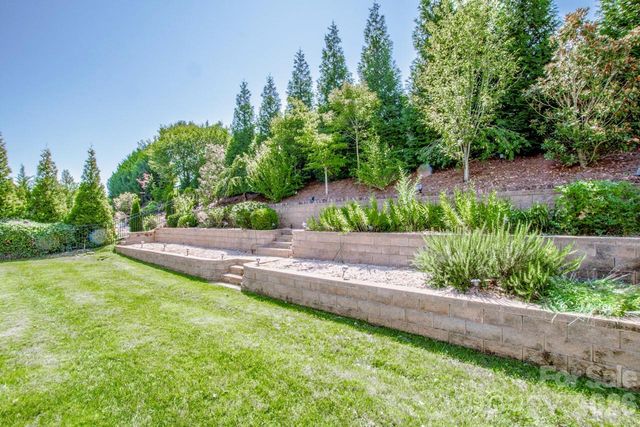 158 Eagles Landing Drive, Mooresville, NC 28117