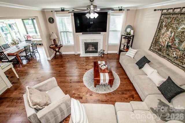 158 Eagles Landing Drive, Mooresville, NC 28117