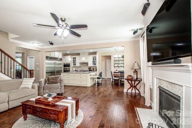 158 Eagles Landing Drive, Mooresville, NC 28117