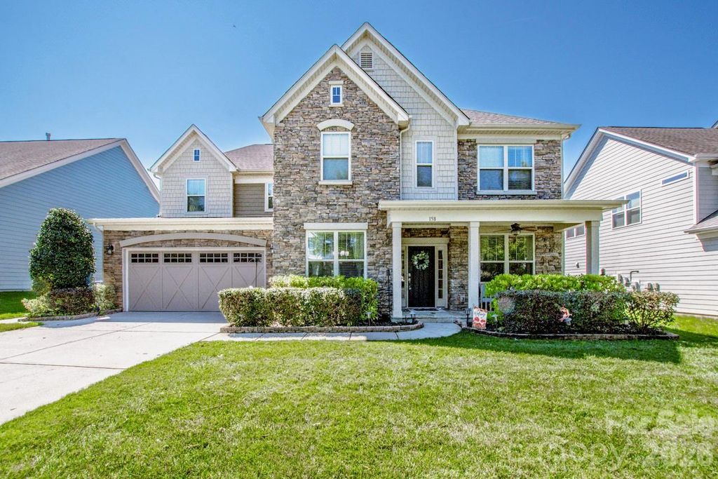158 Eagles Landing Drive, Mooresville, NC 28117