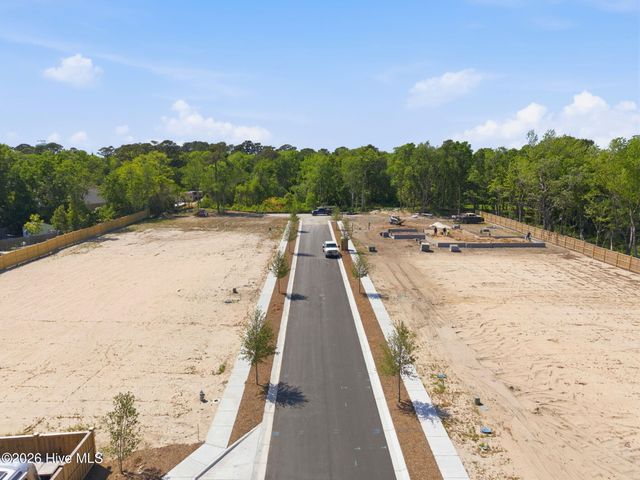 109 Hooks Road, Carolina Beach, NC 28428