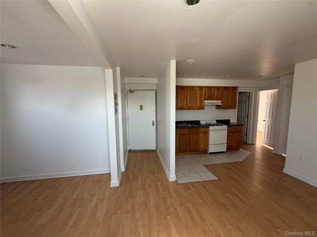 2381 Belmont Avenue 6A, Bronx, NY 10458