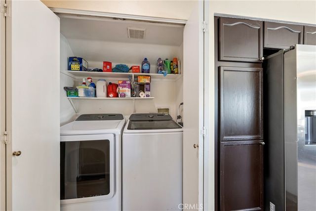 901 Primrose Lane, Corona, CA 92878