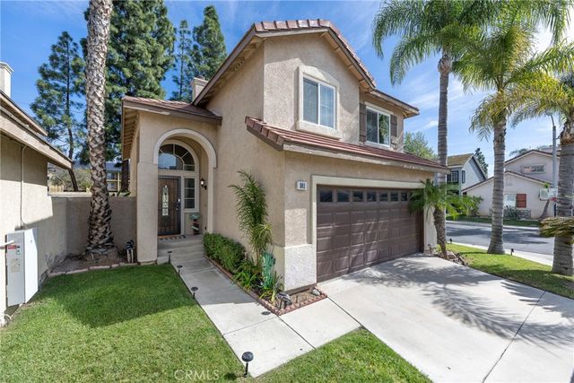 901 Primrose Lane, Corona, CA 92878
