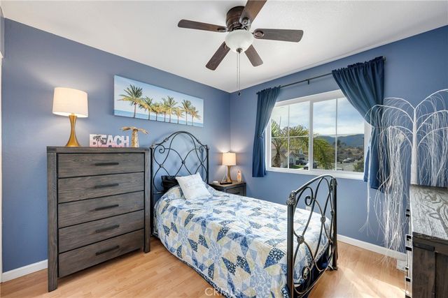 901 Primrose Lane, Corona, CA 92878