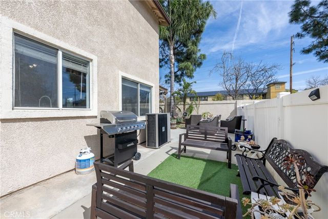 901 Primrose Lane, Corona, CA 92878