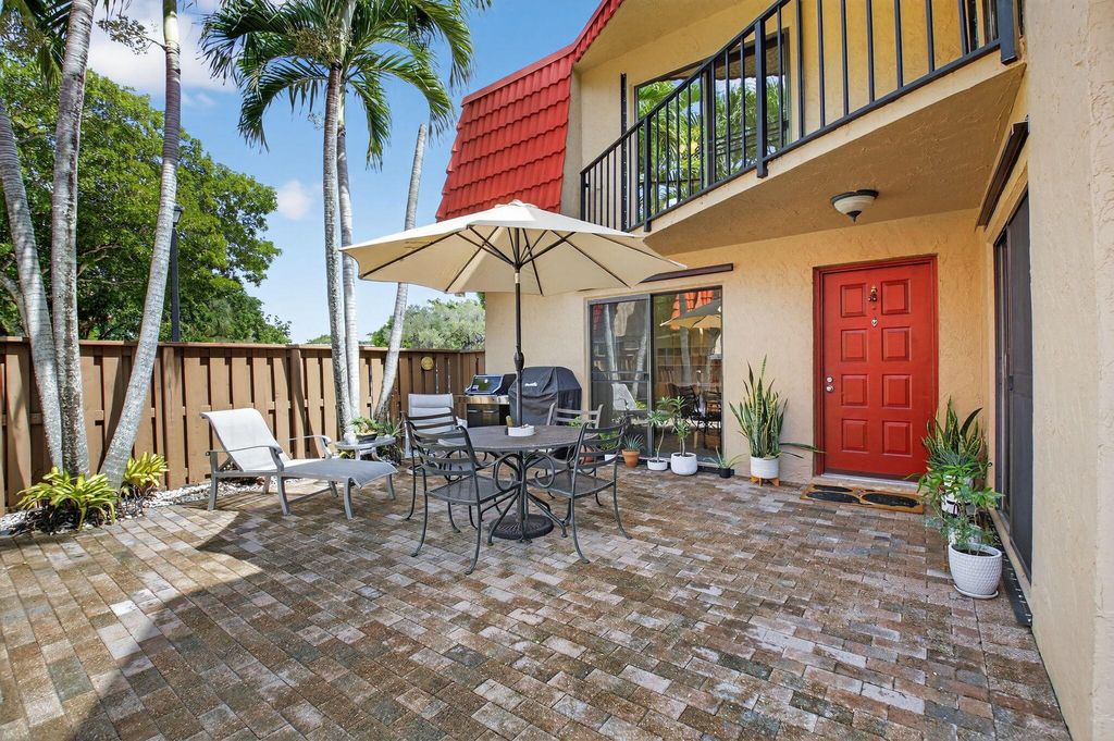8057 Severn Drive A, Boca Raton, FL 33433