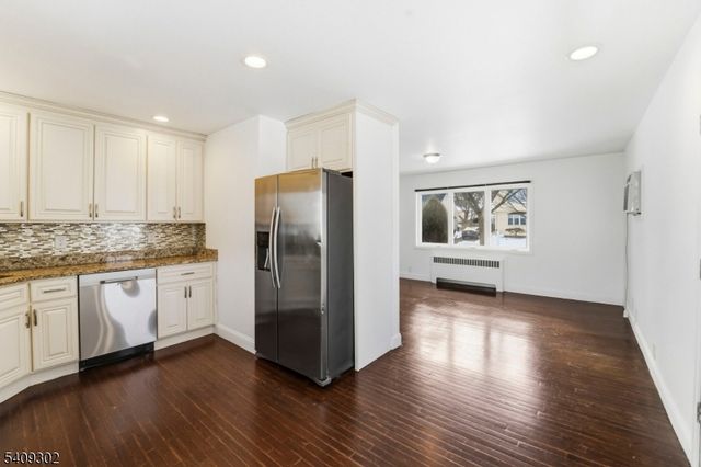 814 Falesky St, Rahway City, NJ 07065