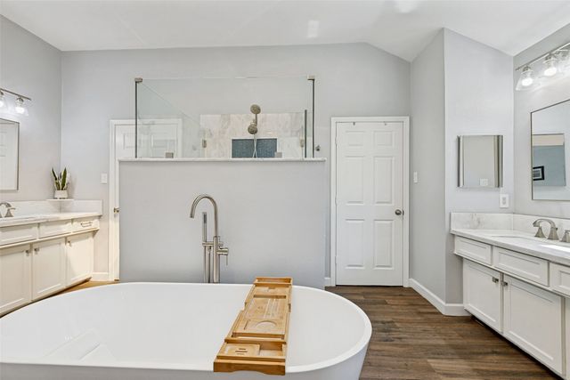 5805 Sand Shell Court, Dallas, TX 75252