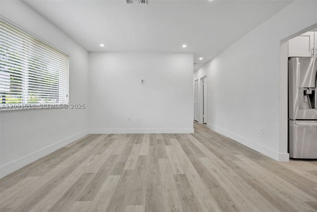 1401 NE 152nd St, North Miami Beach, FL 33162