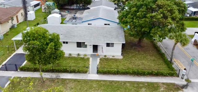 1401 NE 152nd St, North Miami Beach, FL 33162
