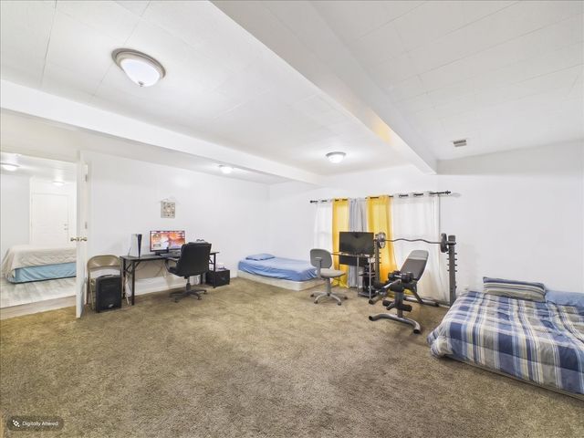 121 Fairway Road, Carpentersville, IL 60110