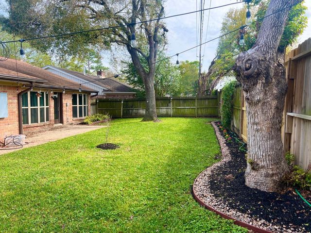 867 Carlingford Lane, Houston, TX 77079