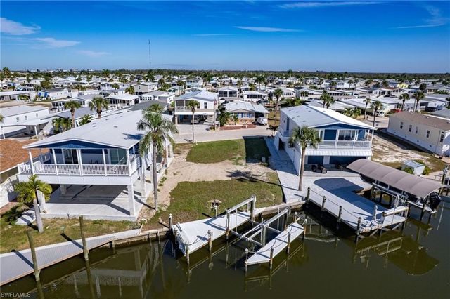 11550 Dogwood LN, Fort Myers Beach, FL 33931