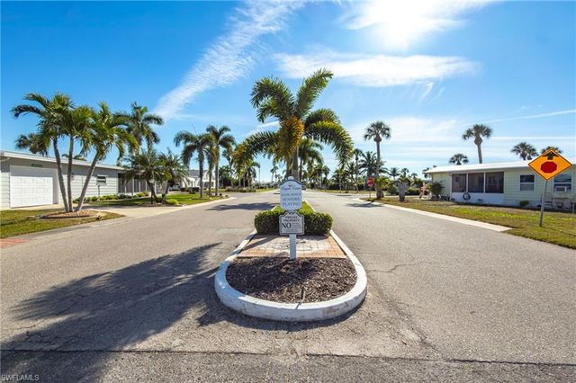 11550 Dogwood LN, Fort Myers Beach, FL 33931