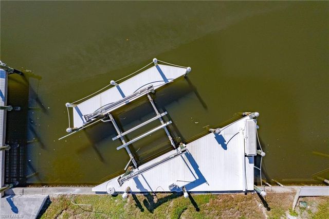 11550 Dogwood LN, Fort Myers Beach, FL 33931