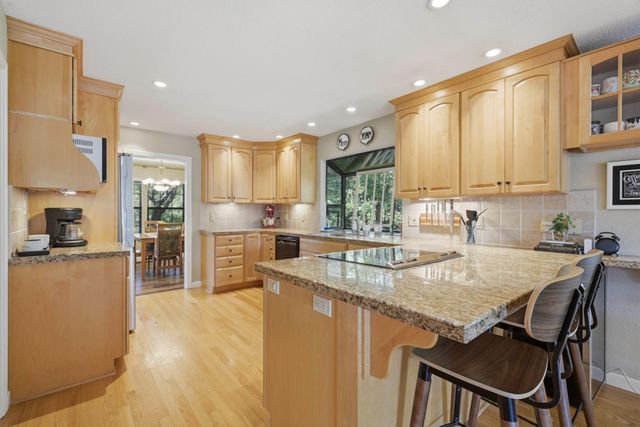 116 Rock Canyon Ct, Folsom, CA 95630