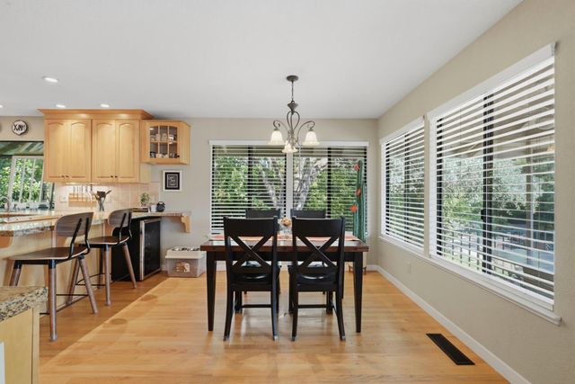 116 Rock Canyon Ct, Folsom, CA 95630